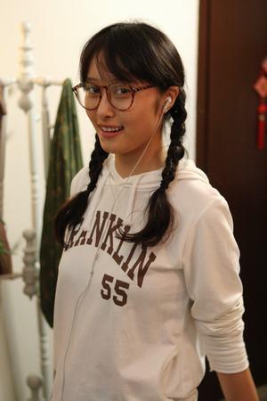 曾弃演《金陵十三钗》,后事业受阻26岁退圈结婚_李欣汝