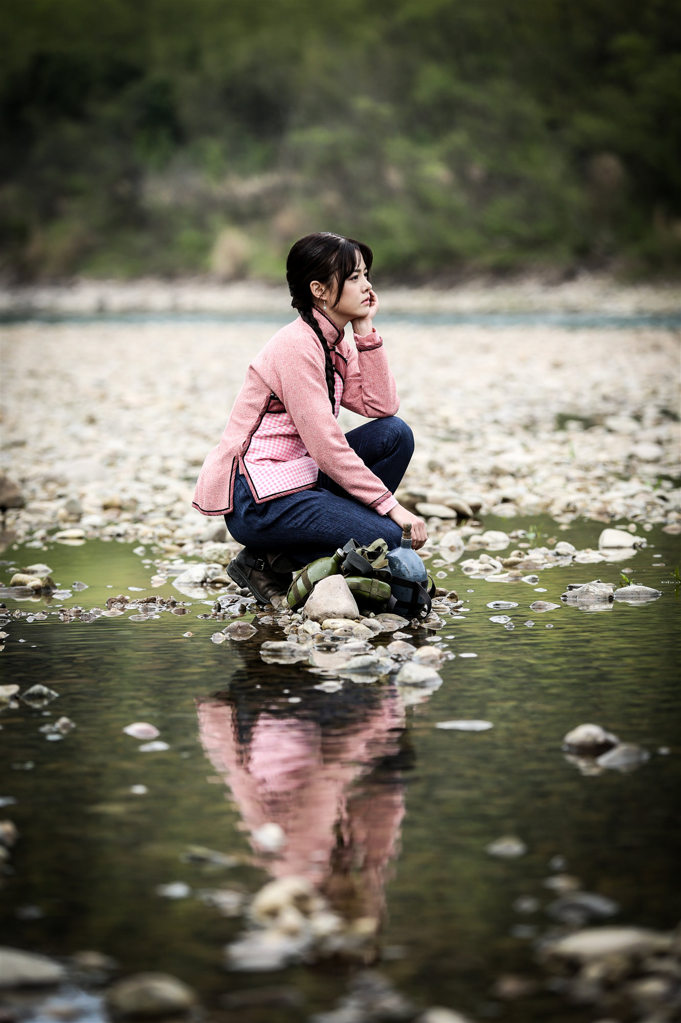 刘一含《铁家伙》开播 精灵鬼马化身江湖女骗子