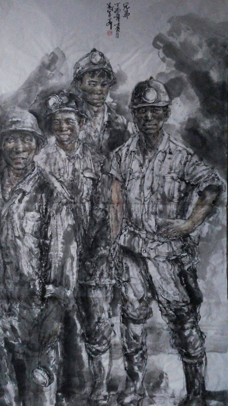 1977年,12岁的万军考上道口镇红旗路初中后,他喜欢