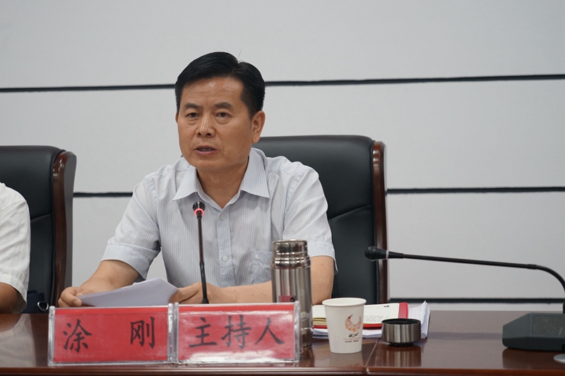 从江县召开营商环境大整治暨工业园区工作会