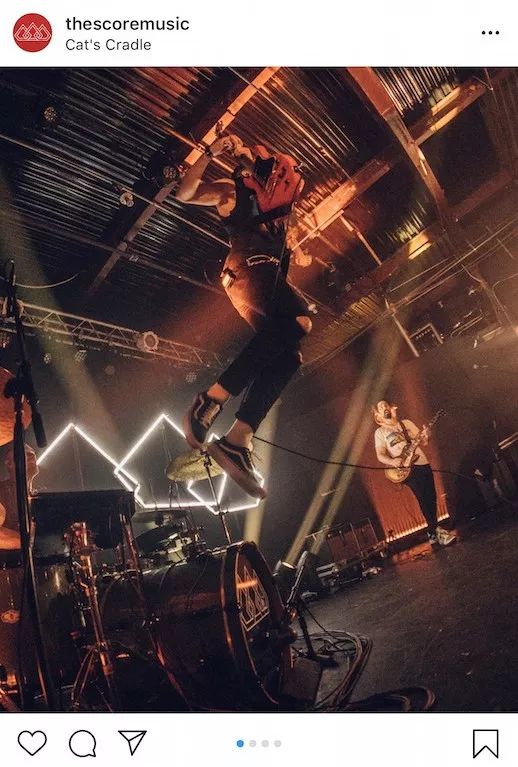 在livehouse看演唱会级别的乐队thescore中国巡演周边公布