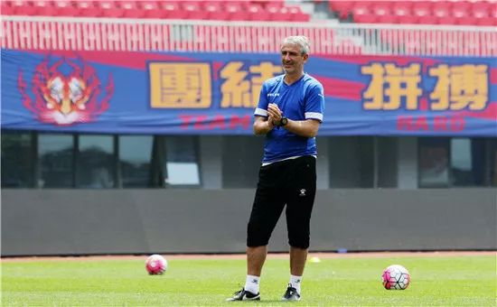 乔迪温亚尔斯温文儒帅稳定如斯