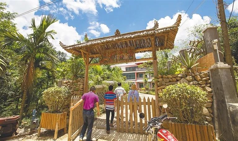 星罗棋布的美丽乡村吧!