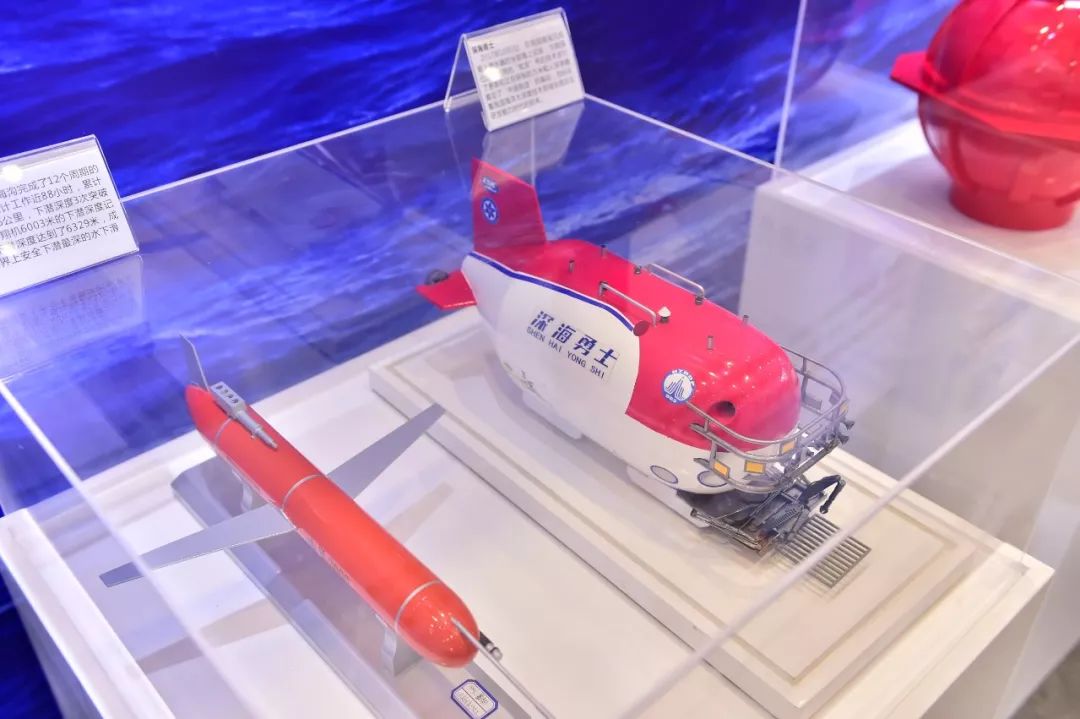 "实践十号"返回式科学实验卫星,是我国首颗微重力返回式科协试验