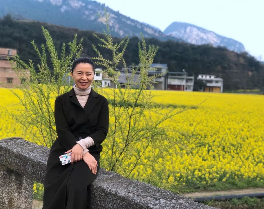 毕节统战微故事民盟中央挂职干部张怡两赴七星关一生毕节情