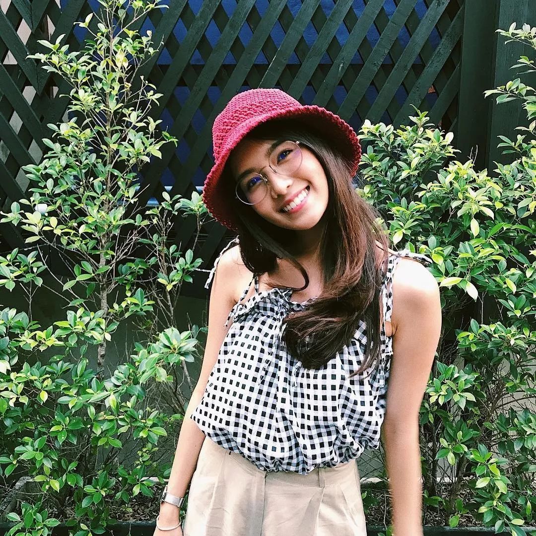 羡慕这个95年的小个子黑妞,竟然可以和自己的偶像拍电视剧!_fern