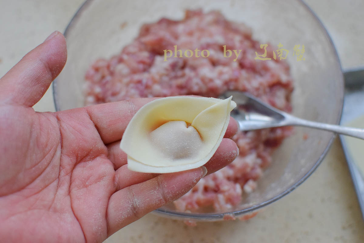鲜肉小馄饨,拌馅调汤包法三个要点,让你一次都学会