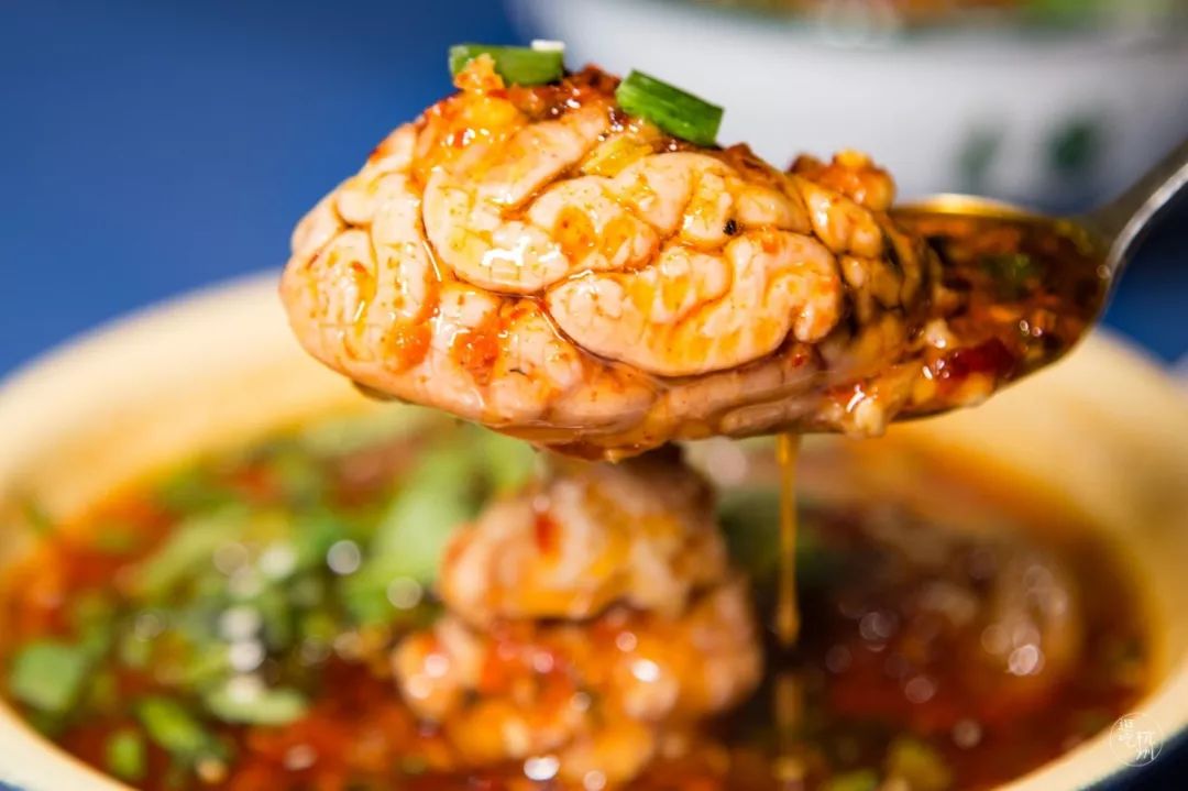 9折!全网爆火的马路边边又搞事情!吃不到扶墙走算我输!