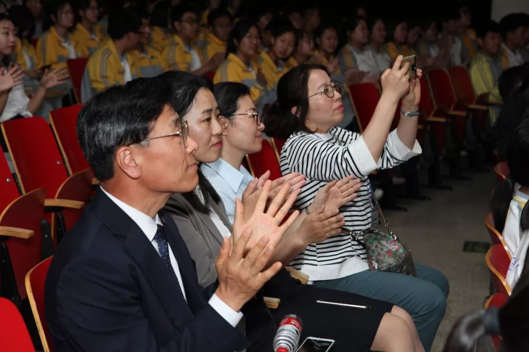 中韩友谊之花常开传统文化之旅启程