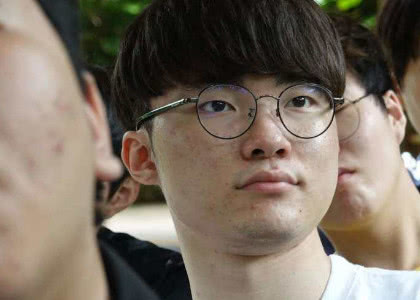 lol从来只有胜者才会被人记住除了岳伦没有一天不想复仇