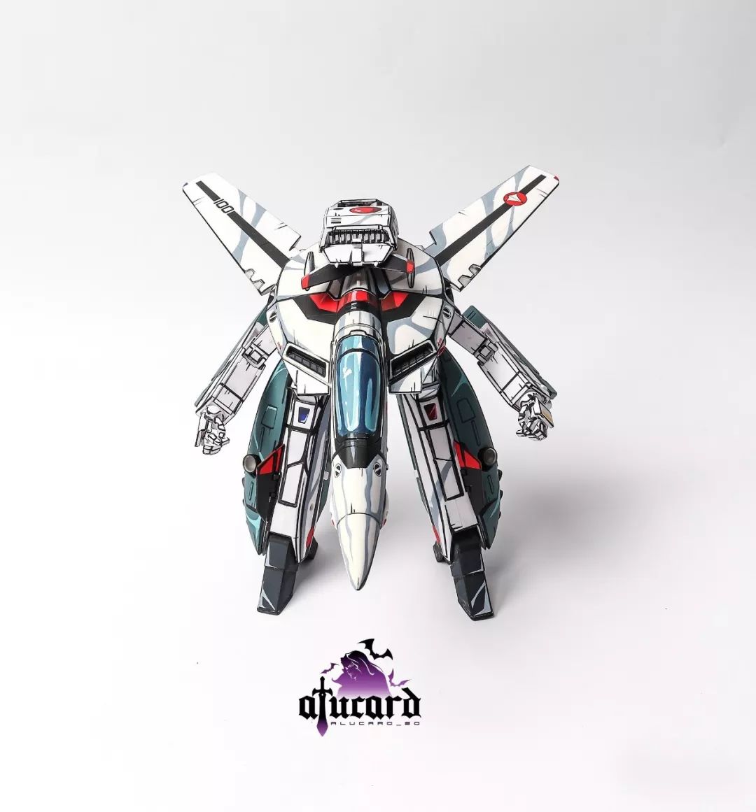 比歌姬更美的是飞机,二次元涂装超时空要塞vf1