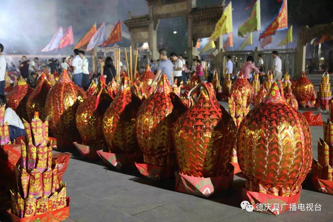 五月初八晚的悦城龙母诞正诞究竟有多火爆多图带你感受