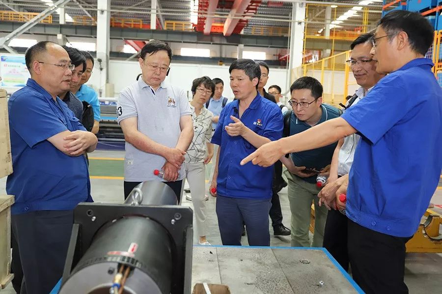 要闻刘海涛陪同国机集团振动团队首席专家徐建调研郑纺机