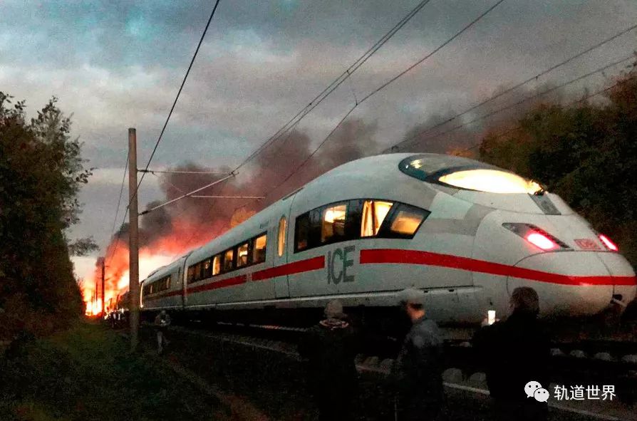 火灾风险点指南丨德国一列车行驶途中突然起火,510名乘客被紧急疏散.