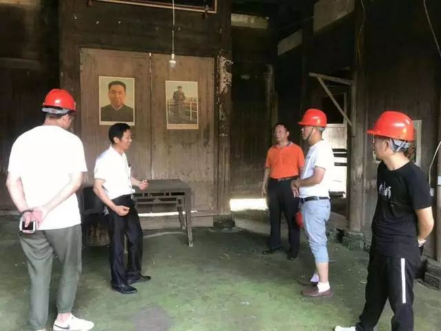 都昌知青农场负责人张守诚和都昌伏羲书院负责人江晓楠院长的热情陪同