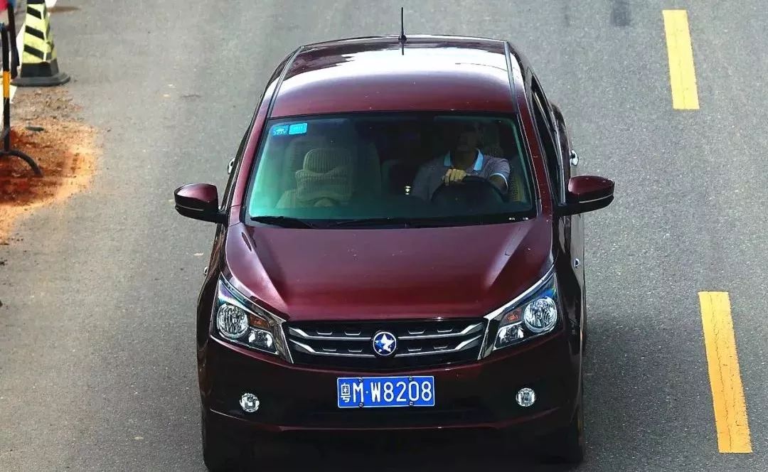 梅州再曝光一批交通违法行为!开车打电话等也有!