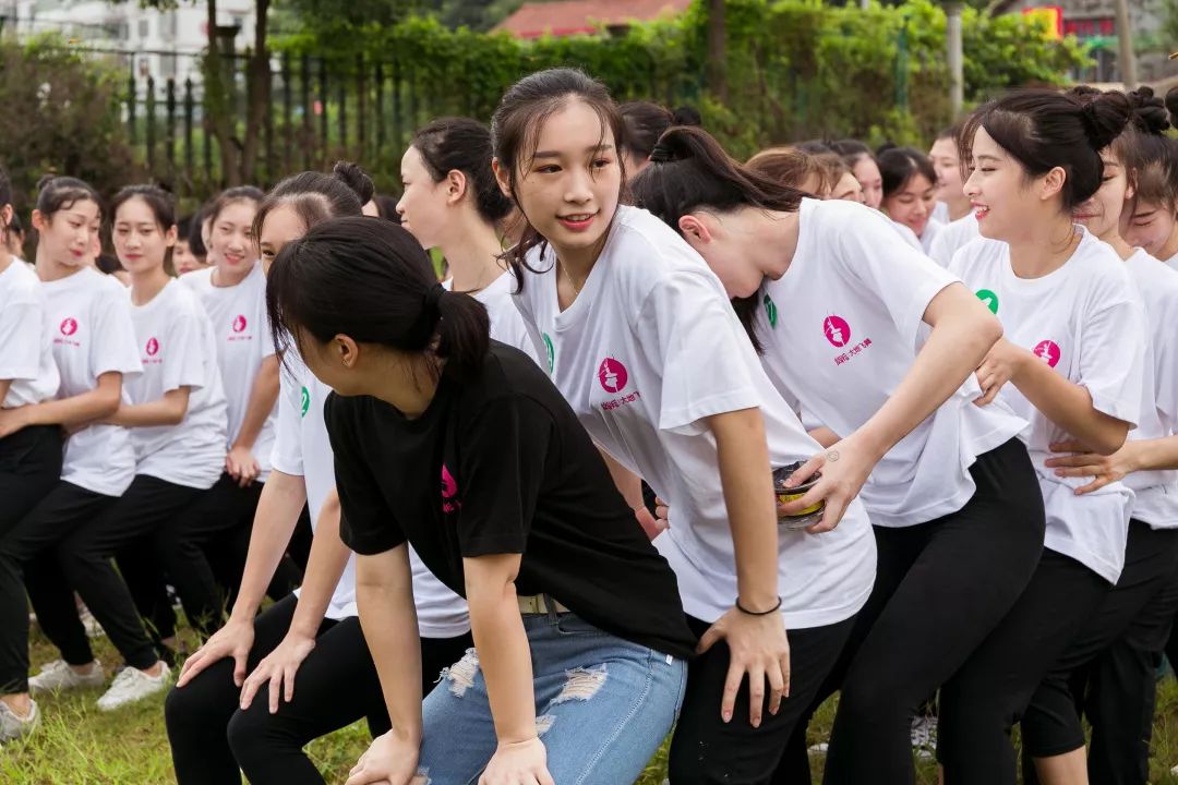 长沙大地艺术培训学校图片