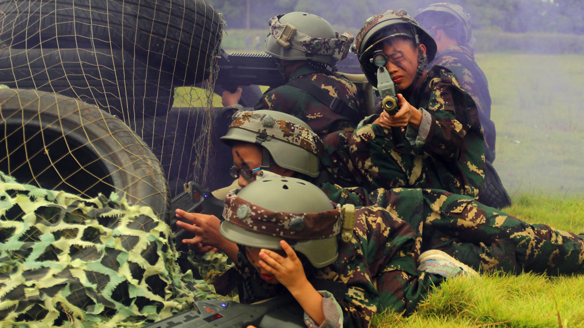 亮剑军旅做广西最好的军事夏令营