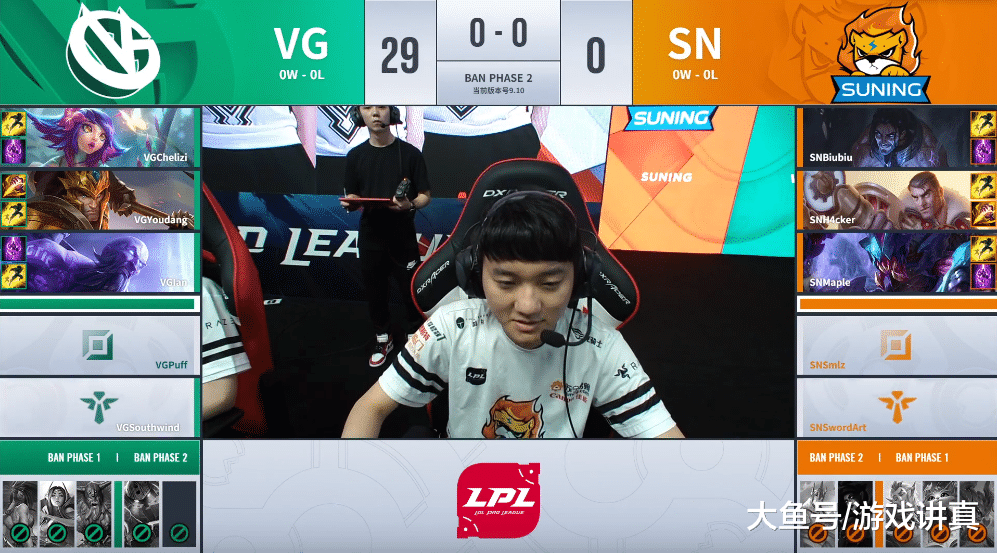 sn巧用"癞蛤蟆吞天鹅"拿下首胜!