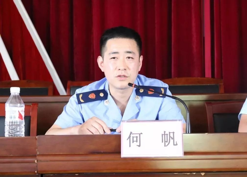 义乌市印刷协会秘书长傅效峰对苏溪镇辖区内印刷出版行业发展情况进行
