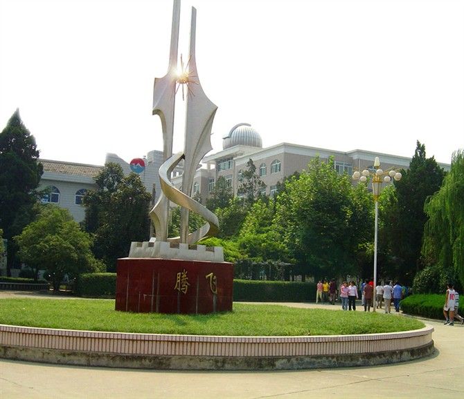 毛坦厂中学只是一所补习学校高考成绩没你想的那么高