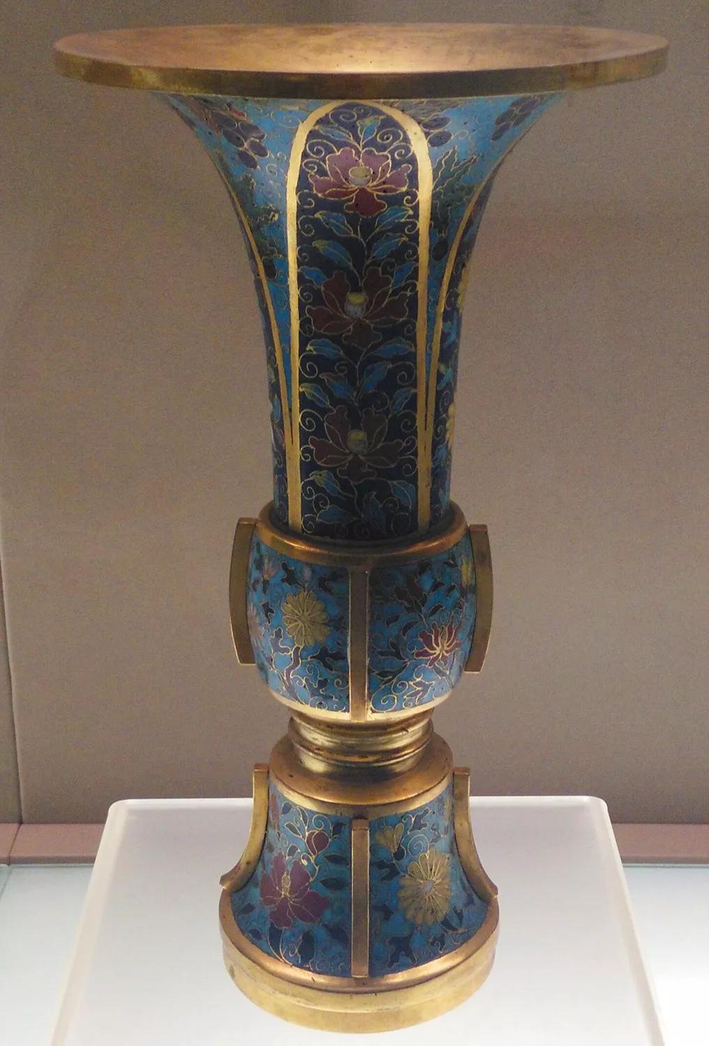 《故宫景泰蓝传世六珍》——纪念故宫博物院建院90周年作品