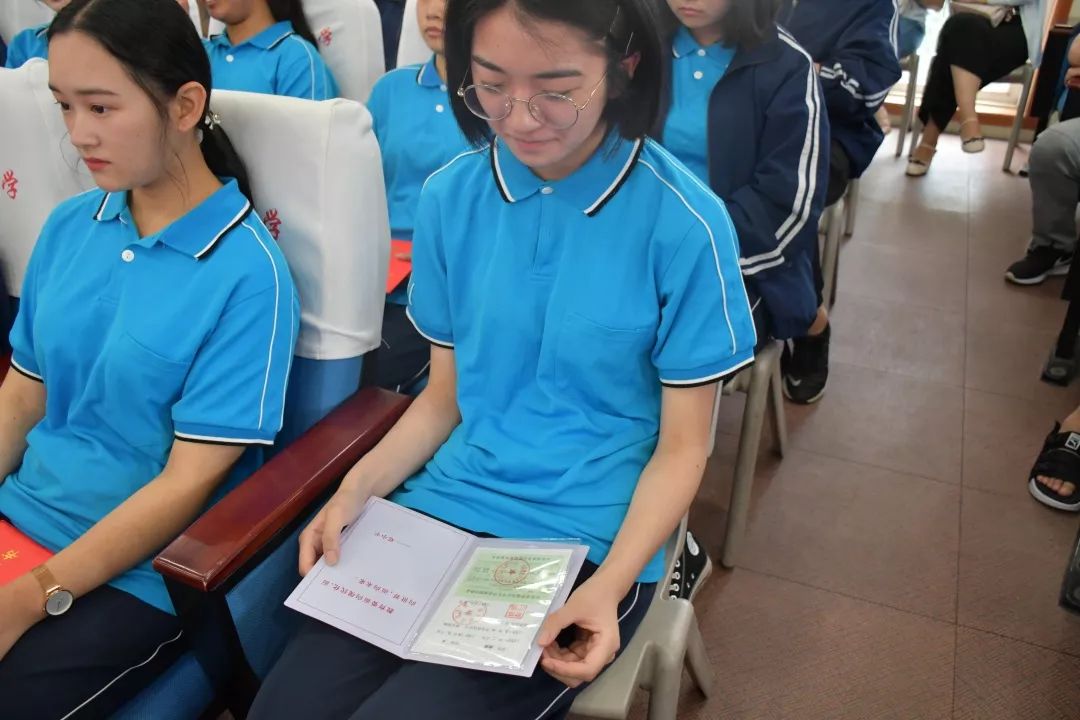 青春绽放梦想启航长岛中学高三毕业典礼