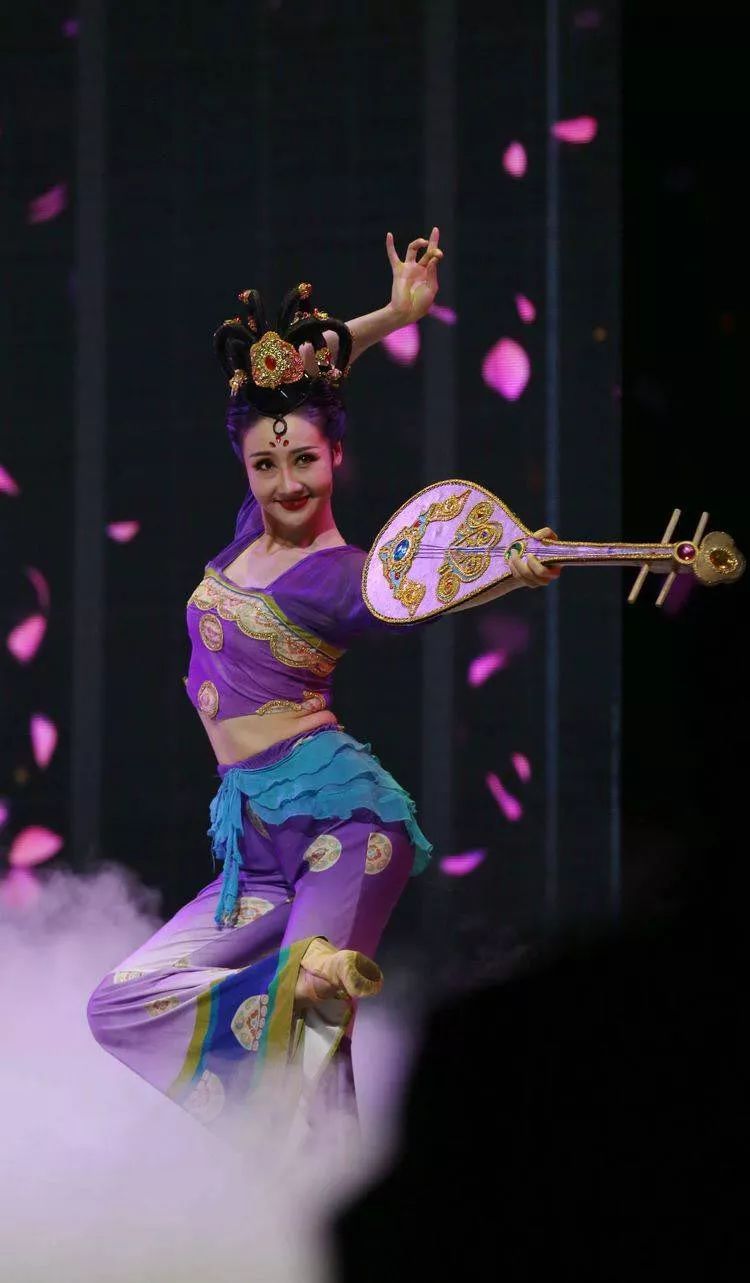 预告永远的经典丝路花雨创演40年文艺晚会