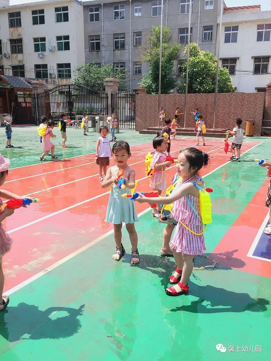 【馨上幼兒園】炎炎烈日 清涼一夏—打水仗活動