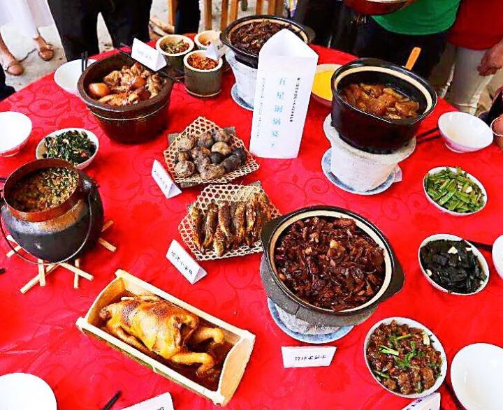 家宴名称:水晶塆山宴