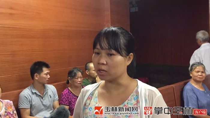 钟豪妻子罗小庆接受采访