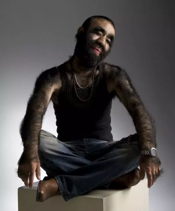 中国第一毛孩结婚了42岁娶90后美女前女友个个高颜值