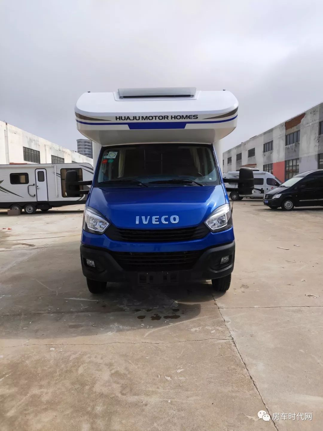 对!又是依维柯欧胜,来看看华居房车这次有啥不一样