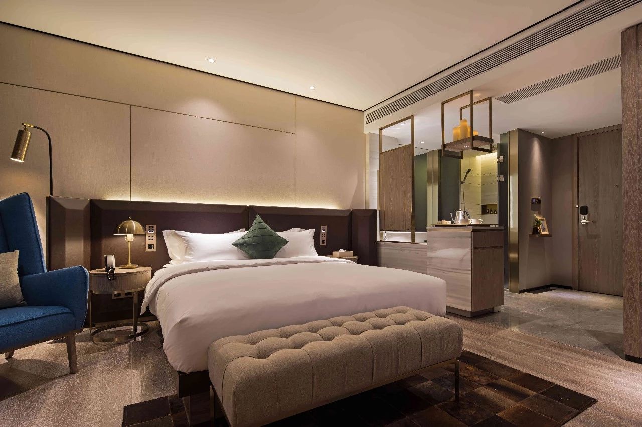 呈英讲堂单体酒店vs连锁酒店第一次投资酒店究竟怎么选