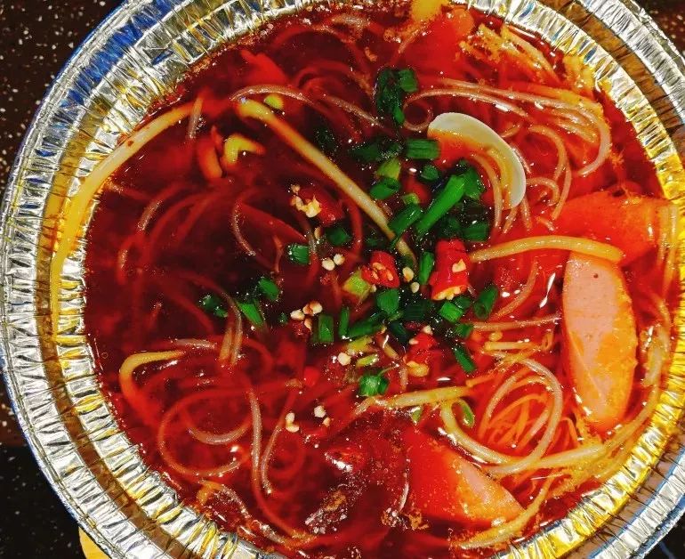 锡纸烧来自全国各地的特色小吃南门街里可是有别急又想尝尝各地特色吃