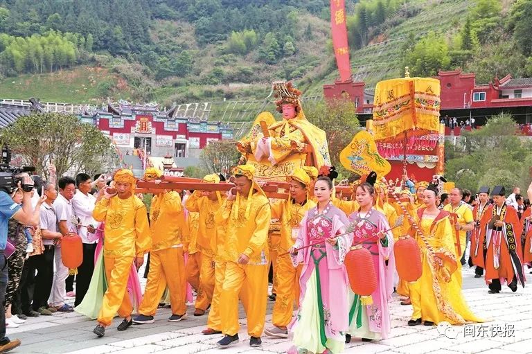 传承千年的女神故事壹古田临水宫祖庙的陈靖姑雕塑在第十一届海峡论坛