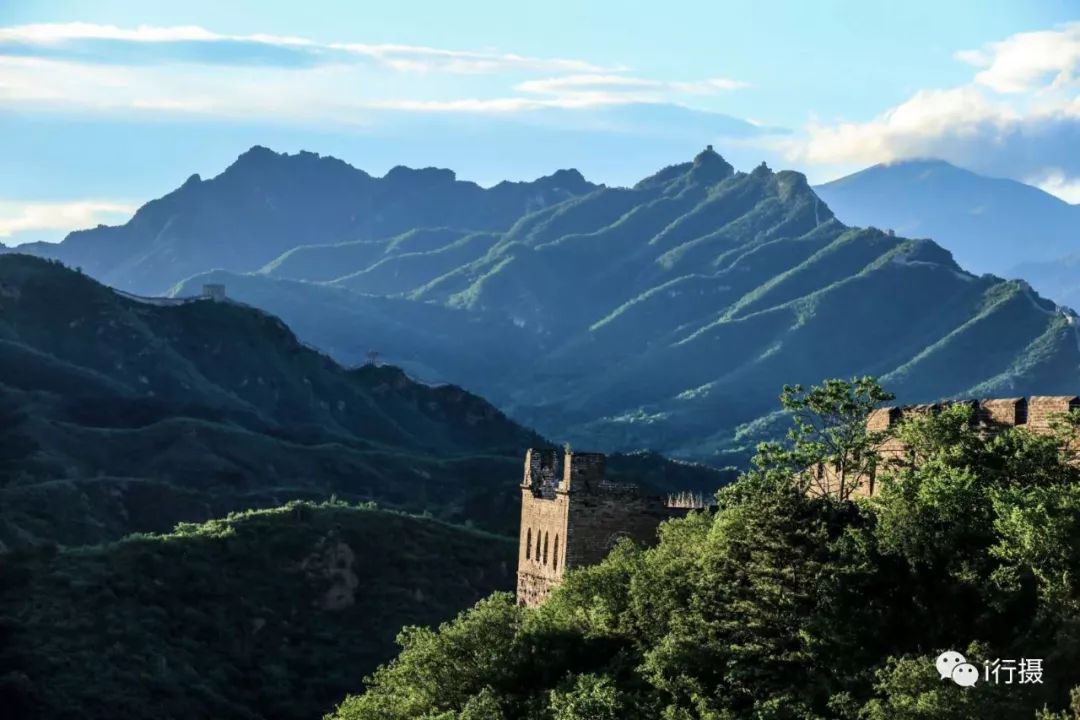 万里长城金山独秀说的就是这里