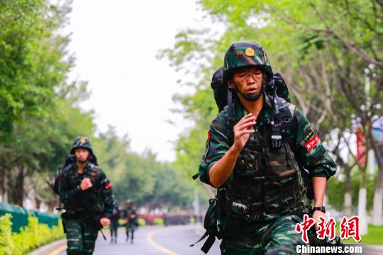 武警福建总队厦门片区魔鬼周极限训练拉开序幕