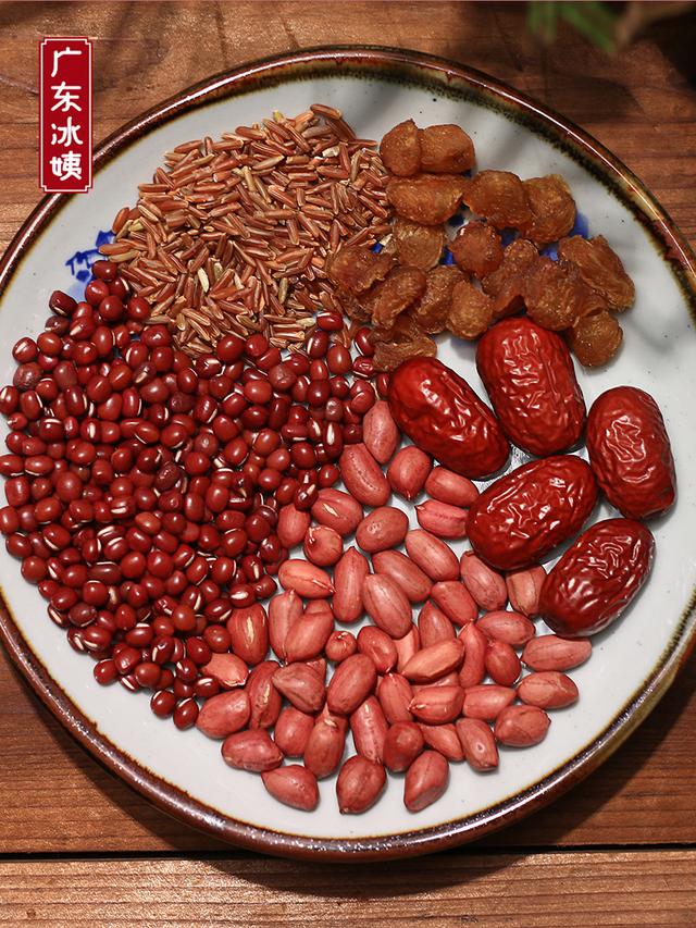 皮肤差怎样才能有效变好?坚持喝五红汤,简单养成婴儿肌