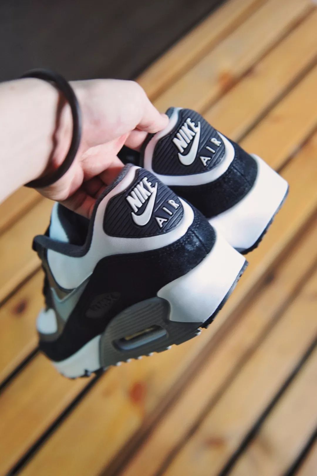 潜伏多年蟒蛇终于出洞nikeairmax90qspythonloverpacksoar限量发售