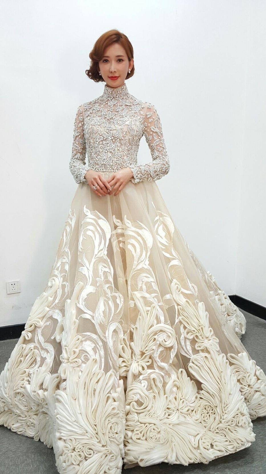 女神不走寻常路林志玲选老公和选婚纱眼光居然都是这样与众不同