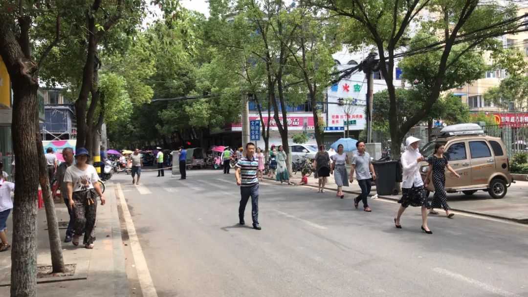 【通知】孝昌实验小学周边实行分时段限行交通管制!_罗马街