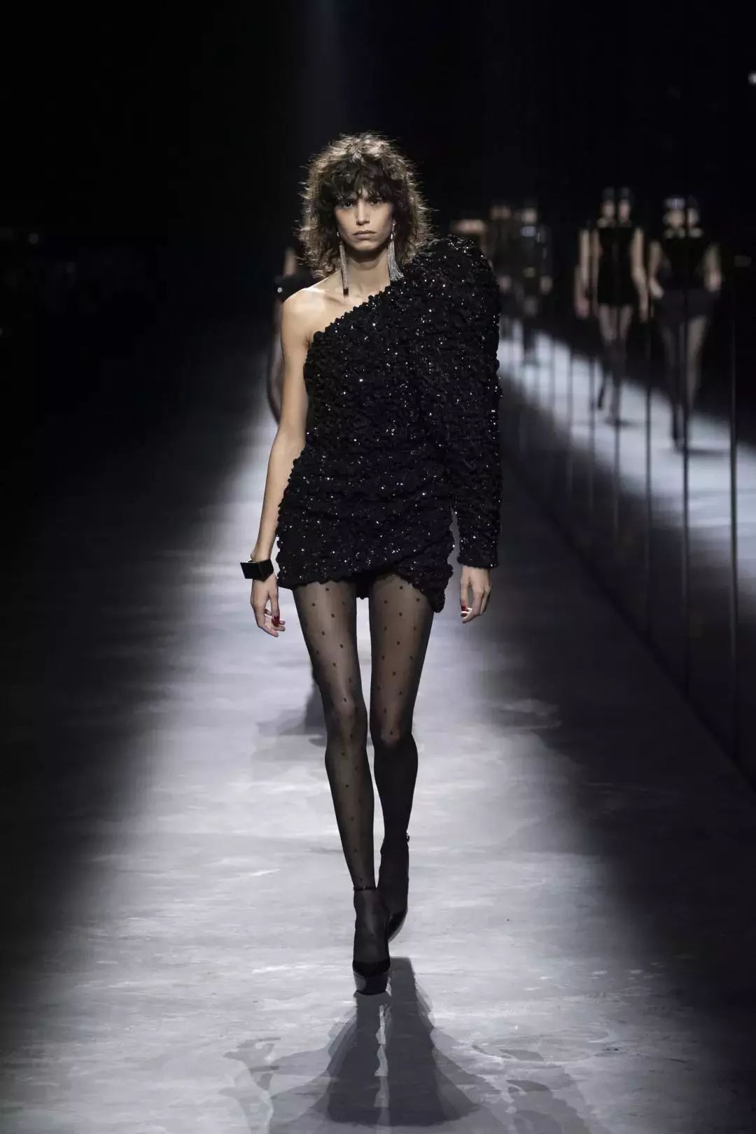 saintlaurent丨ysl2019新品上线展现女性的力量与魅惑