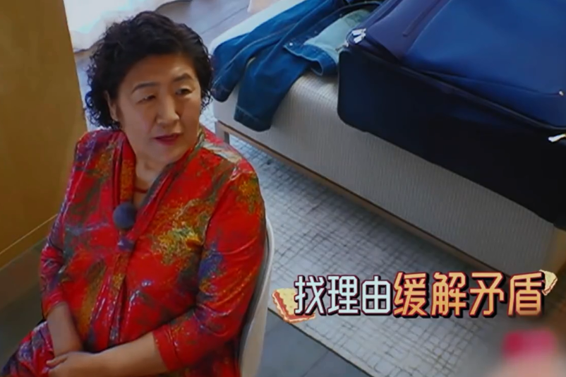 原创张伦硕妈妈谈进娱乐圈感受夸钟丽缇细心为她狂买衣服