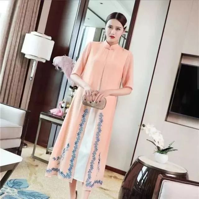 高端大气刺绣女装旗袍诠释女人高贵洋气美