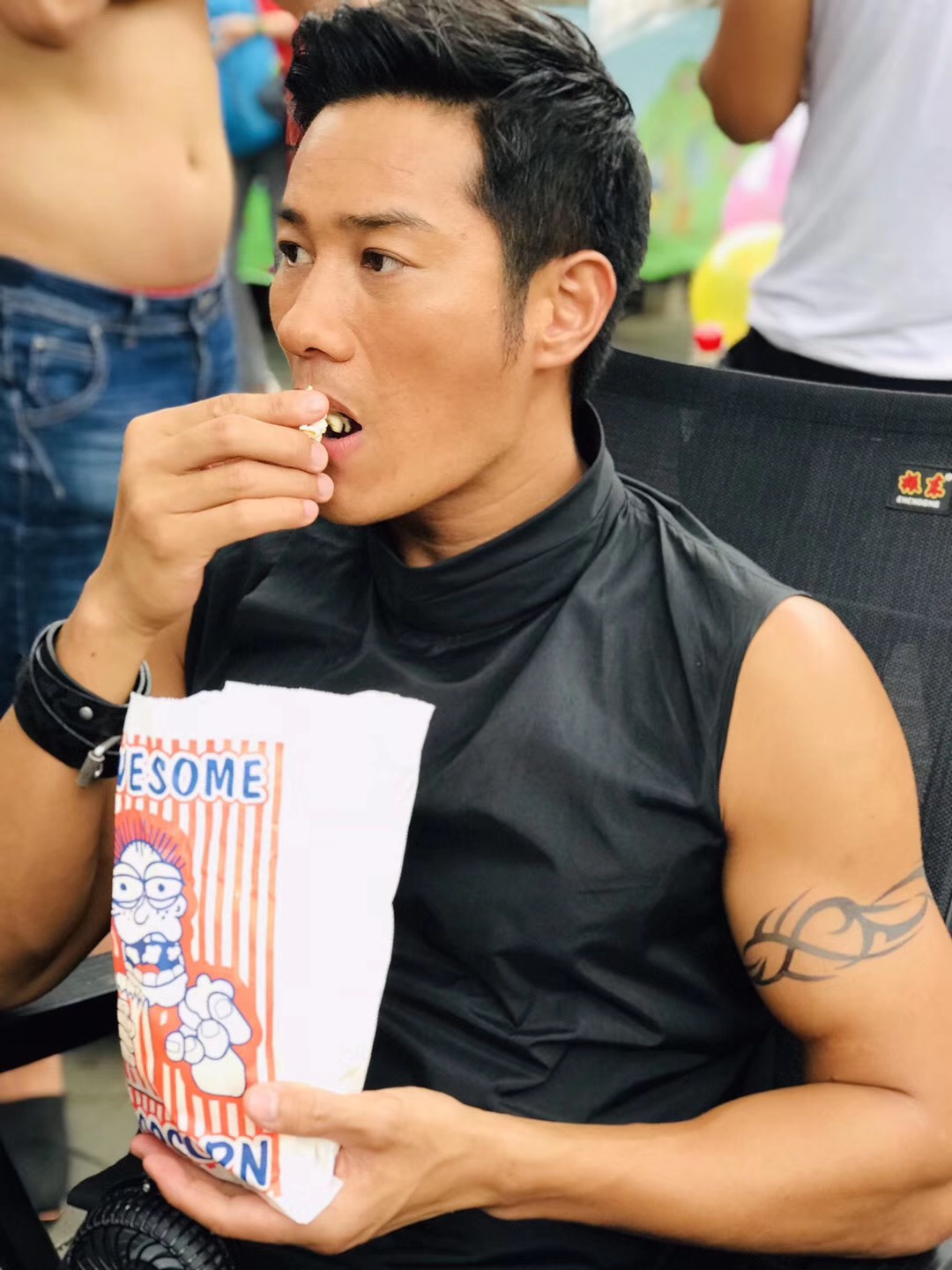 王晶导演御用演员黄竣锋追龙2贼王之火爆登场