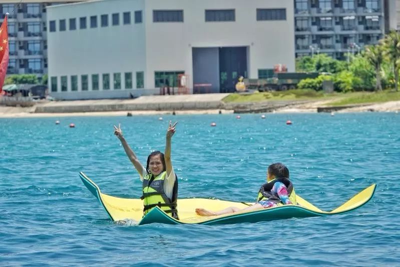 魔毯海上飞龙表演游艇出海,最不缺乏的是美景.