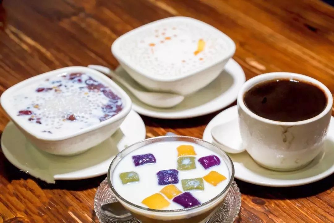 今天,我就来给大家介绍一下, 来广州吃糖水的必吃种类,还有一些糖水铺