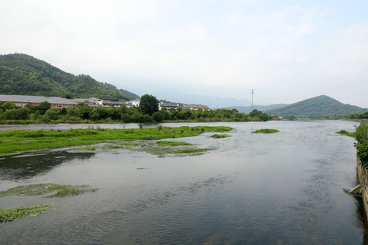 剡溪两碉堡何处话沧桑