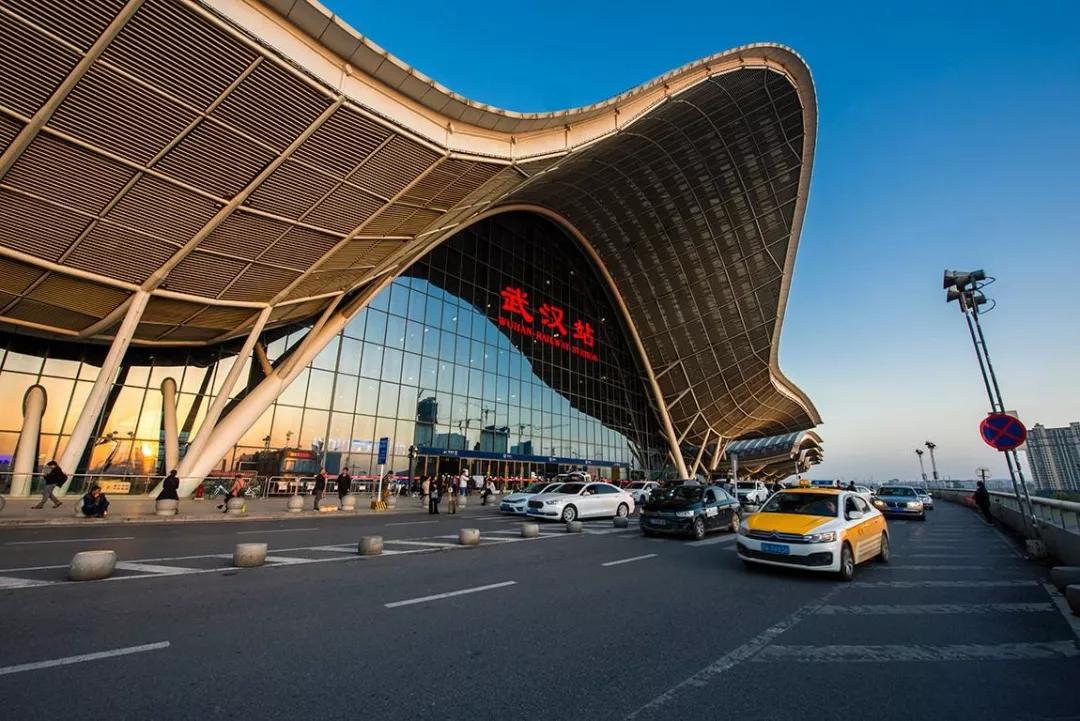 图源:网络汉口火车站,光谷火车站,武汉火车站,汉阳火车站,武昌火车站.